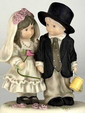 Bride and Groom Figurine 1997 Enesco Cake Topper “Promises of Love”